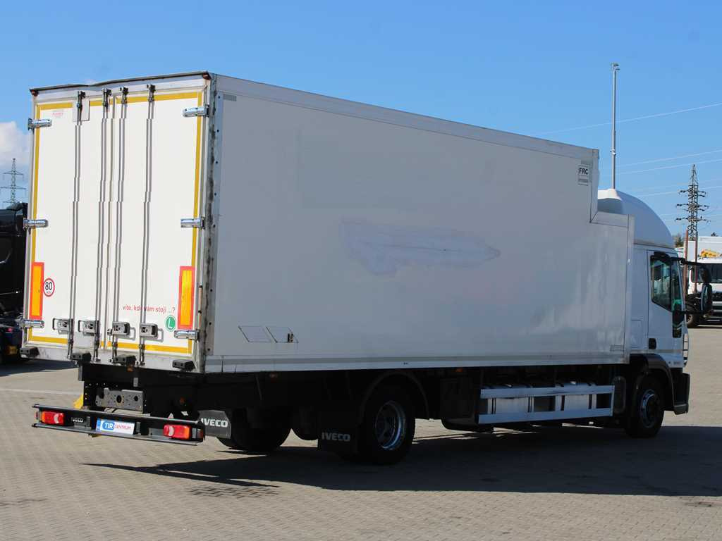 Iveco EUROCARGO 120E25, EURO 5, THERMO-KING T-600R - Camião frigorífico: foto 2 Iveco EUROCARGO 120E25, EURO 5, THERMO-KING T-600R - Camião frigorífico: foto 2