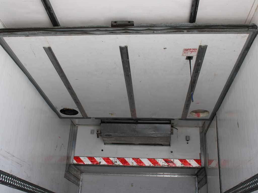 Camião frigorífico Iveco EUROCARGO 150E28, THERMO-KING TS-500, HYDRAULIC FRONT: foto 8