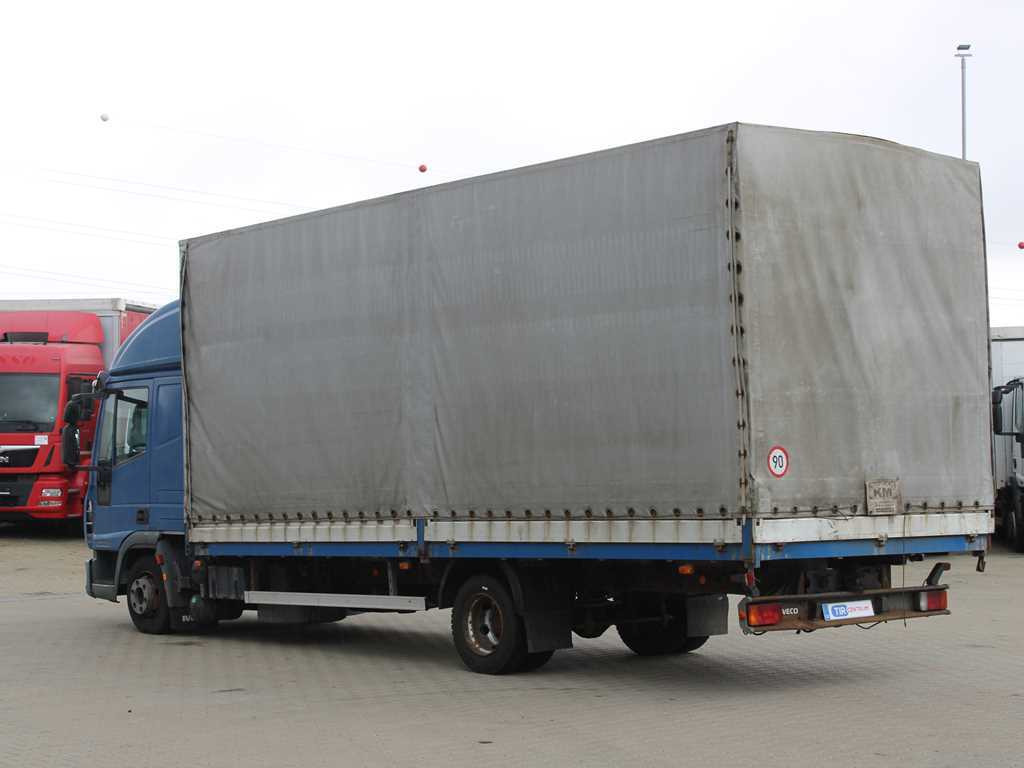 Iveco EUROCARGO 75E18, EURO 4, PNEU 80% - Camião de lona: foto 5 Iveco EUROCARGO 75E18, EURO 4, PNEU 80% - Camião de lona: foto 5