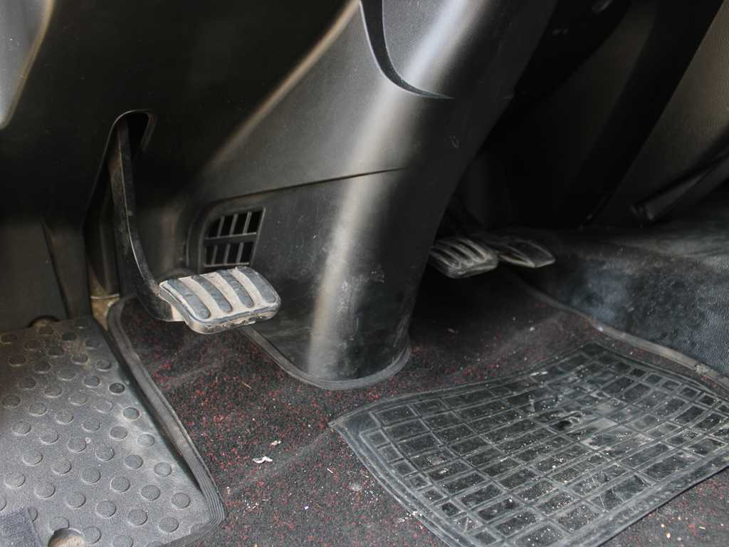 Camião de lona Iveco EUROCARGO 75E210, EURO 6, PNEU 80%: foto 7