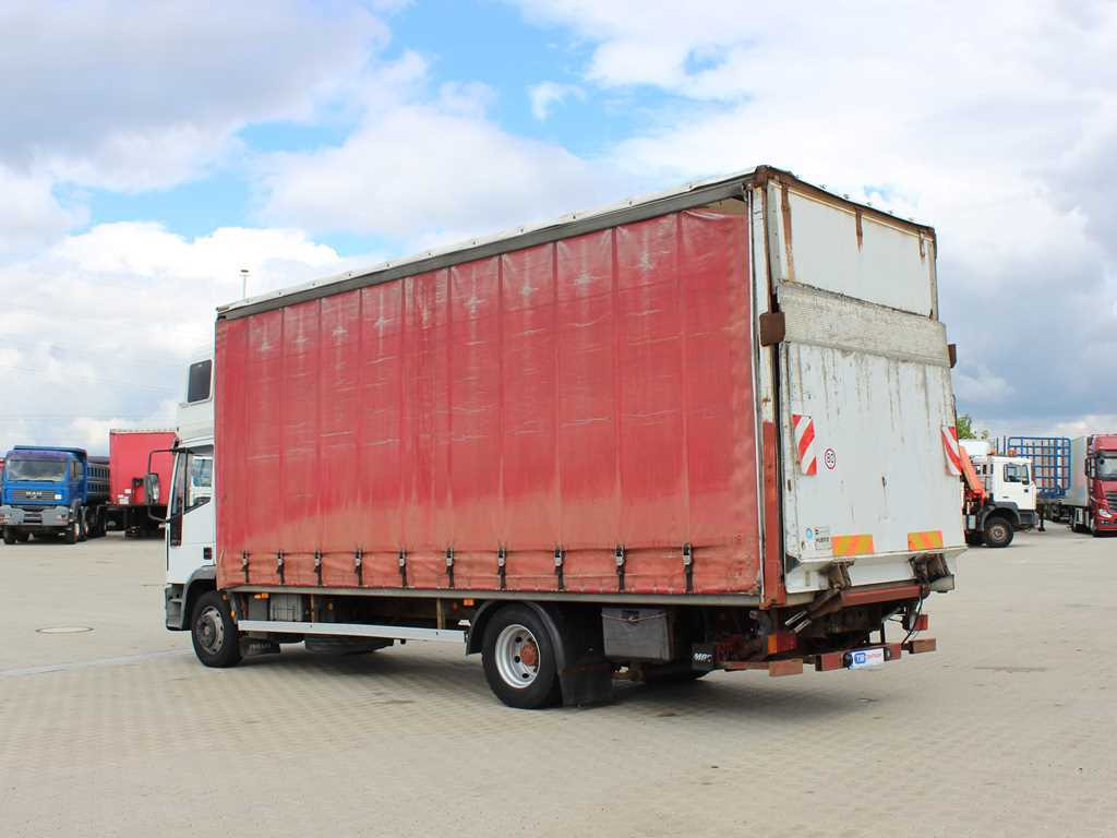 Iveco EUROCARGO ML 120 E, EURO 3, SLEEPING BODY, HYDRAULIC FRONT - Camião de lona: foto 5 Iveco EUROCARGO ML 120 E, EURO 3, SLEEPING BODY, HYDRAULIC FRONT - Camião de lona: foto 5