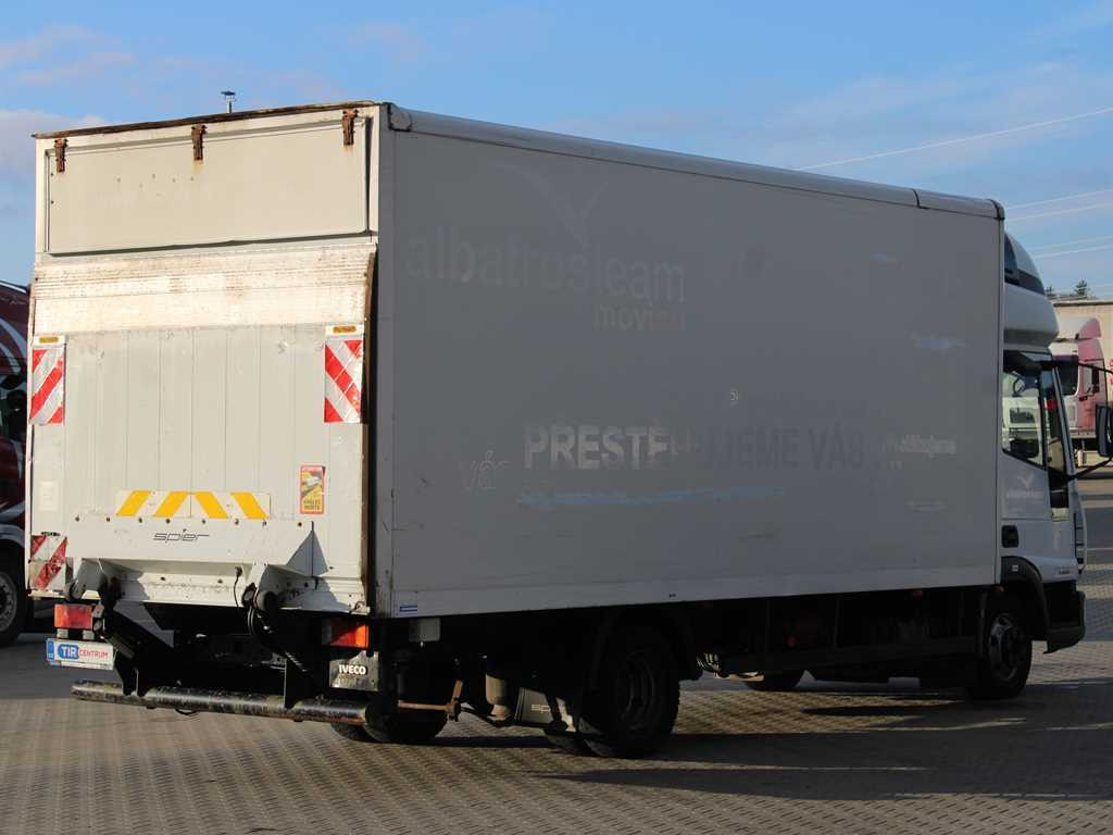 Iveco EUROCARGO ML75E17, HYDRAULIC FRONT, SLEEPING BODY - Camião furgão: foto 4 Iveco EUROCARGO ML75E17, HYDRAULIC FRONT, SLEEPING BODY - Camião furgão: foto 4