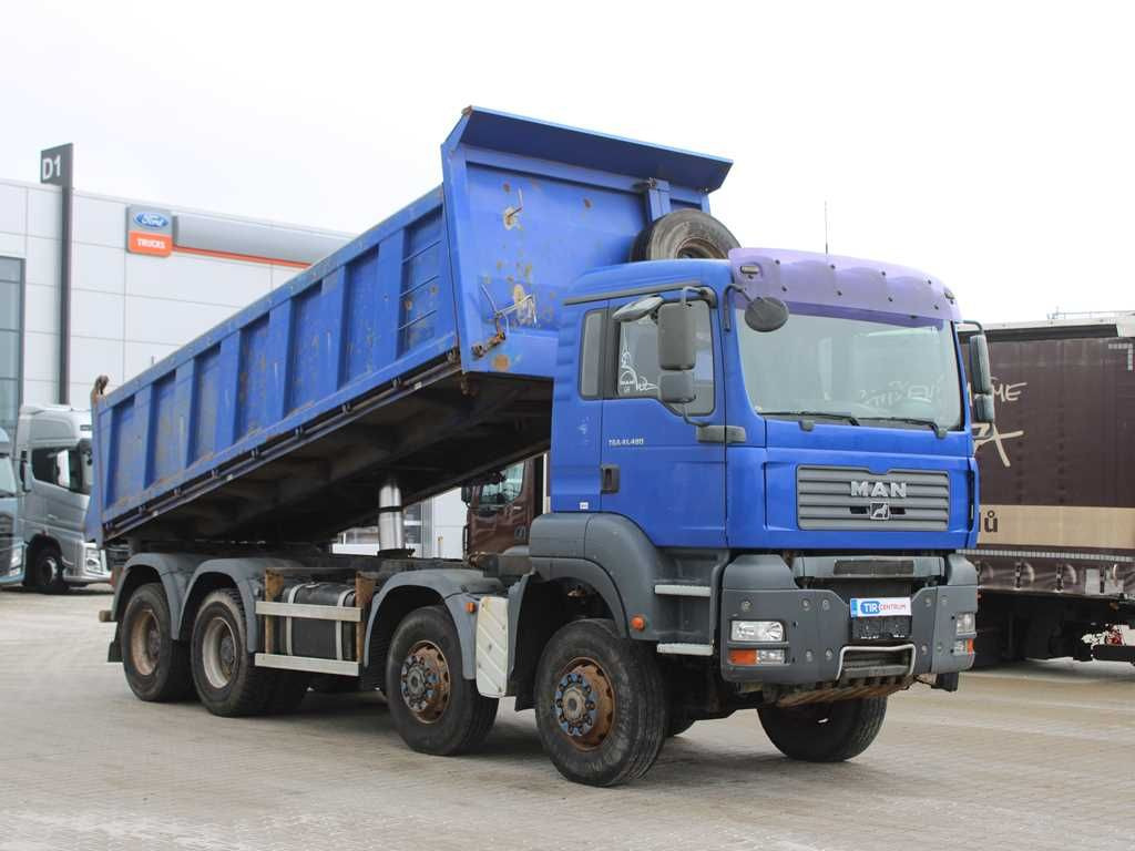 MAN TGA 41.480, 8X6, THREE-SIDED, EURO 3, RETARDER - Camião basculante: foto 2 MAN TGA 41.480, 8X6, THREE-SIDED, EURO 3, RETARDER - Camião basculante: foto 2