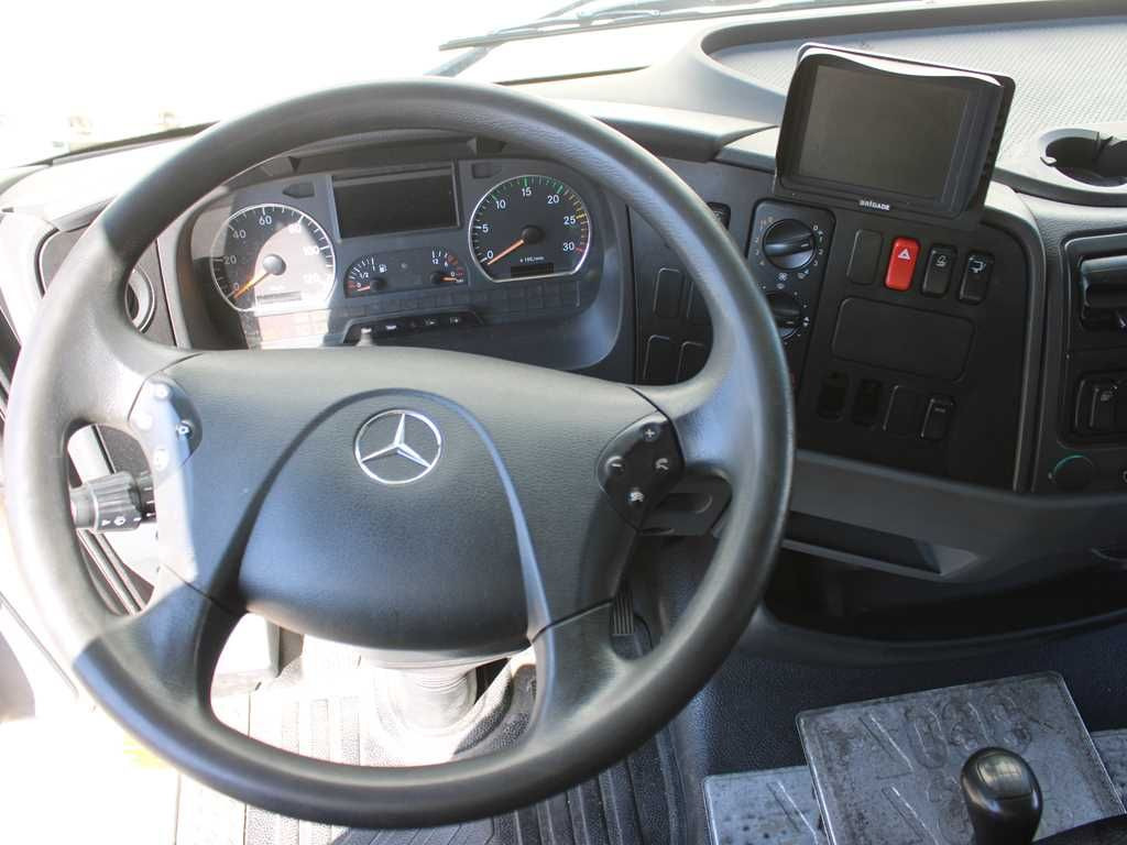Camião furgão Mercedes-Benz ATEGO 1218 L, TAIL LIFT, CAMERA, EURO 5: foto 11