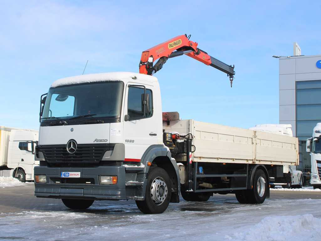 Mercedes-Benz ATEGO 1828, EURO 5, SIDE BOARD, HYDRAULIC ARM PALFINGER PK10000 - Camião de caixa aberta/ Plataforma, Camião grua: foto 1 Mercedes-Benz ATEGO 1828, EURO 5, SIDE BOARD, HYDRAULIC ARM PALFINGER PK10000 - Camião de caixa aberta/ Plataforma, Camião grua: foto 1