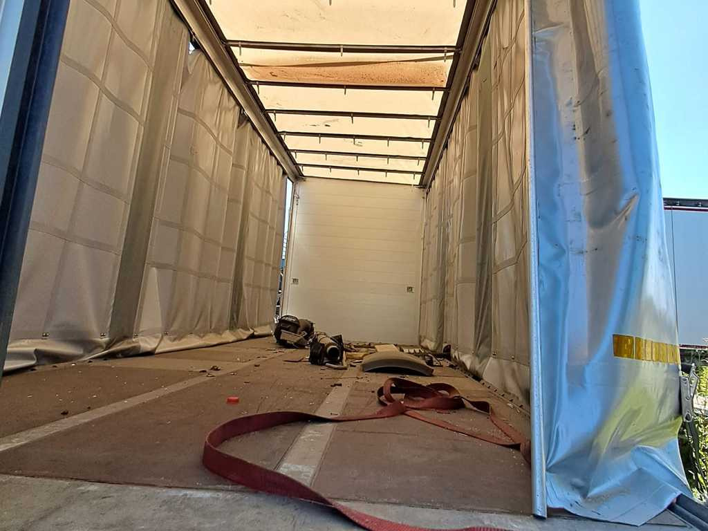 Mercedes-Benz Actros 2542, 6X2 + PANAV TVK18M - Camião de lona: foto 3 Mercedes-Benz Actros 2542, 6X2 + PANAV TVK18M - Camião de lona: foto 3