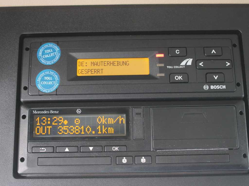 Camião de lona Mercedes-Benz Actros 2542, EURO 6, 6X2, NAVIGATION: foto 12