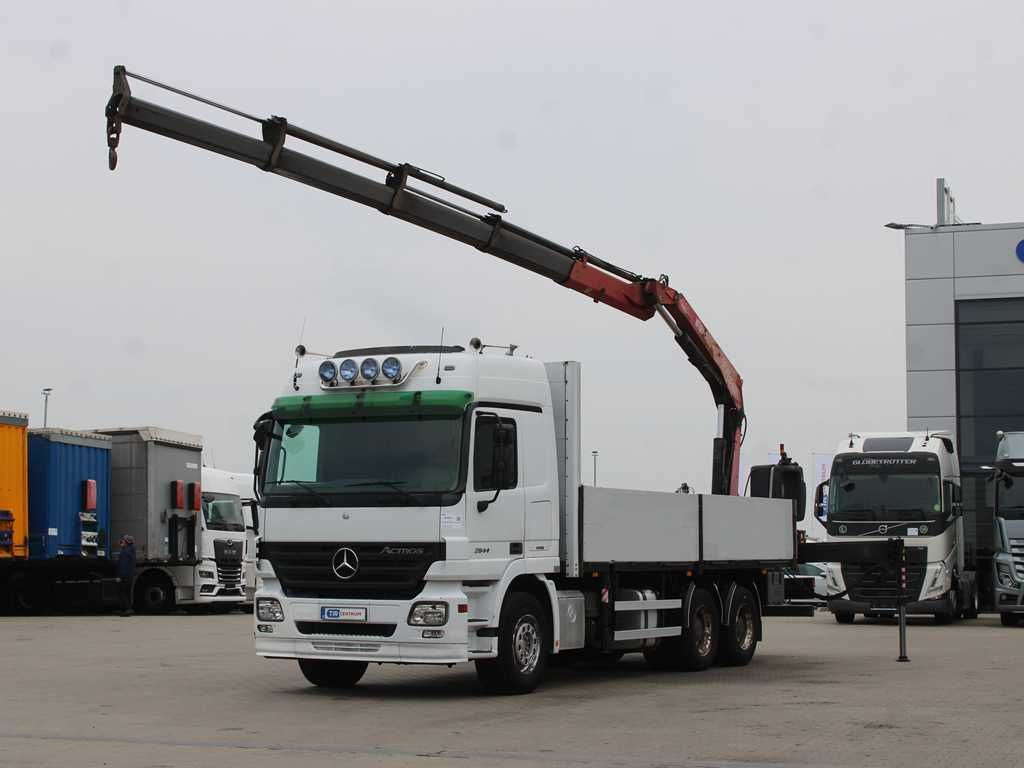 Mercedes-Benz Actros 2644, 6X4, EURO 4, CRANE FASSI F210 - Camião de caixa aberta/ Plataforma, Camião grua: foto 1 Mercedes-Benz Actros 2644, 6X4, EURO 4, CRANE FASSI F210 - Camião de caixa aberta/ Plataforma, Camião grua: foto 1
