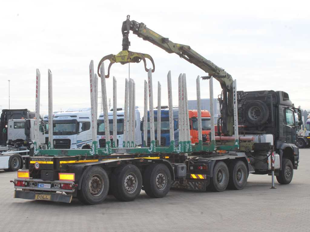 Mercedes-Benz Arocs 3351, 6x6, HYDRAULIC ARM LOGLIFT ET450, TIRES 80% + DOLL (2017) - Camião de transporte de madeira, Camião grua: foto 4 Mercedes-Benz Arocs 3351, 6x6, HYDRAULIC ARM LOGLIFT ET450, TIRES 80% + DOLL (2017) - Camião de transporte de madeira, Camião grua: foto 4