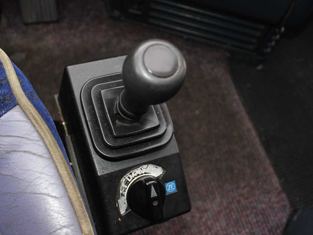 Locação financeira de  Neoplan N516, 6X2, RETARDER, KITCHEN Neoplan N516, 6X2, RETARDER, KITCHEN: foto 16