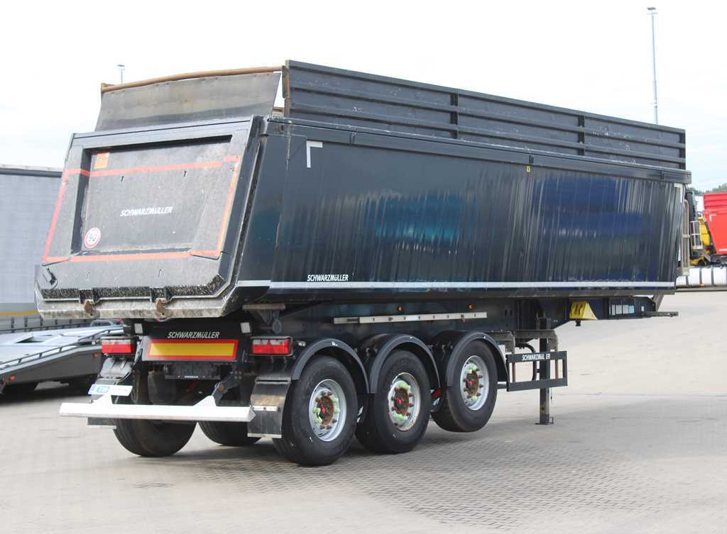 Schwarzmüller KIS 3/E, 2X LIFT AXLE, SAF, 46m³ - Semi-reboque basculante: foto 4 Schwarzmüller KIS 3/E, 2X LIFT AXLE, SAF, 46m³ - Semi-reboque basculante: foto 4