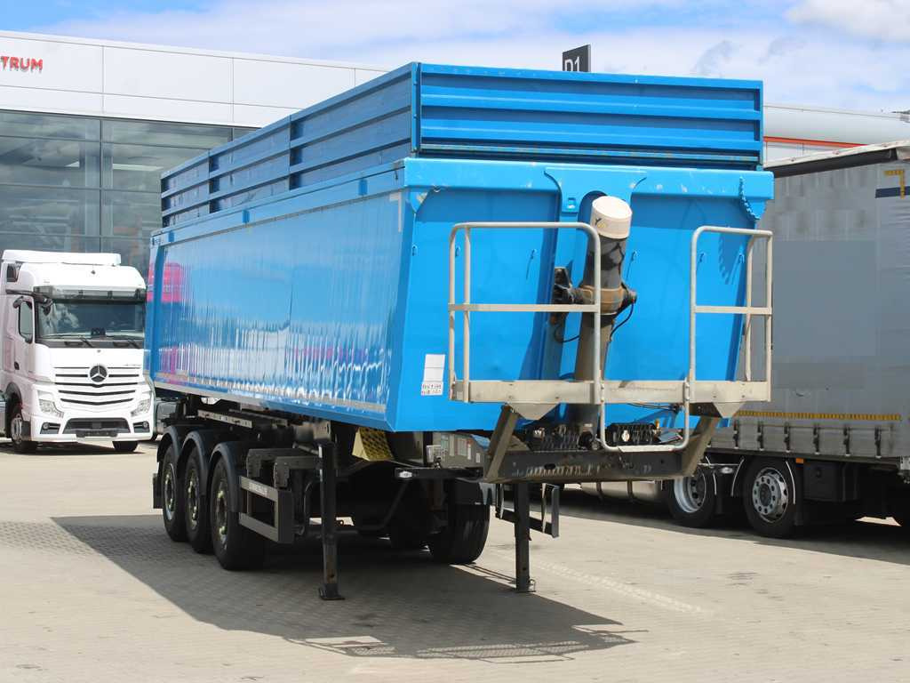 Schwarzmüller KIS 3/E, 2X LIFT AXLE, SAF, 46m³ - Semi-reboque basculante: foto 4 Schwarzmüller KIS 3/E, 2X LIFT AXLE, SAF, 46m³ - Semi-reboque basculante: foto 4