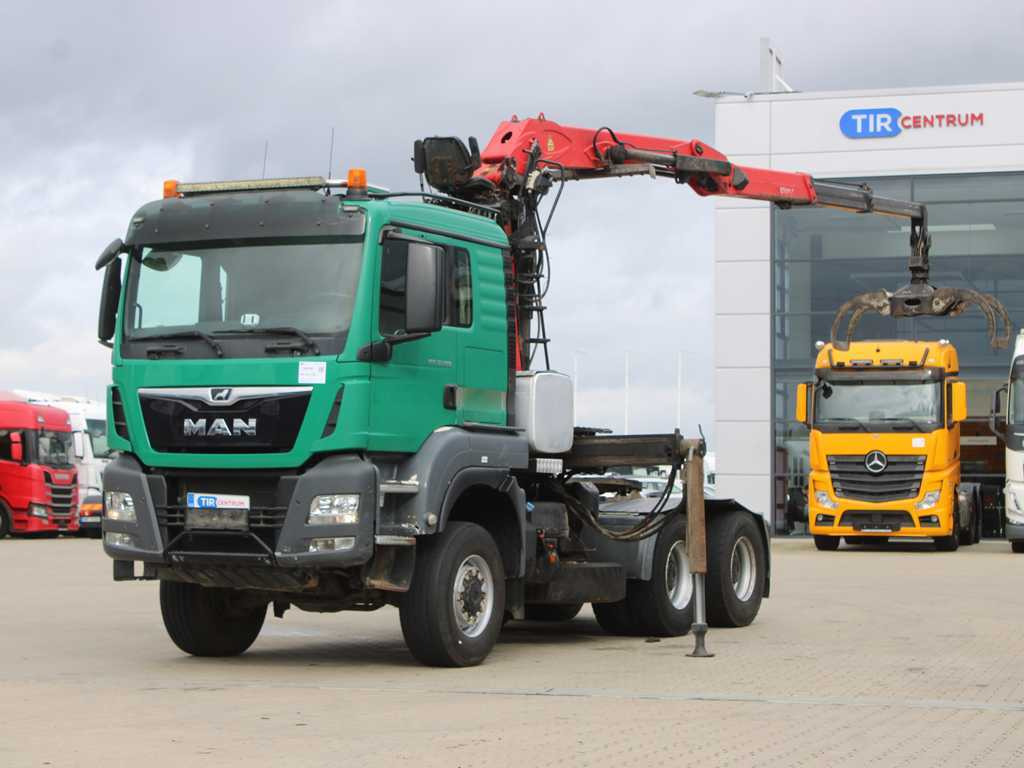 MAN TGS 33.500, 6X6, EURO 6, RETARDER, PALFINGER HYDRAULIC ARM Q170Z96 - Tractor: foto 1 MAN TGS 33.500, 6X6, EURO 6, RETARDER, PALFINGER HYDRAULIC ARM Q170Z96 - Tractor: foto 1