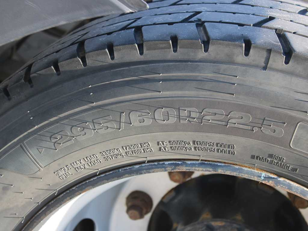 Tractor Renault T 520, EURO 6, LOWDECK, INDEPENDENT AIR CONDITIONING, TYRES 80%: foto 14