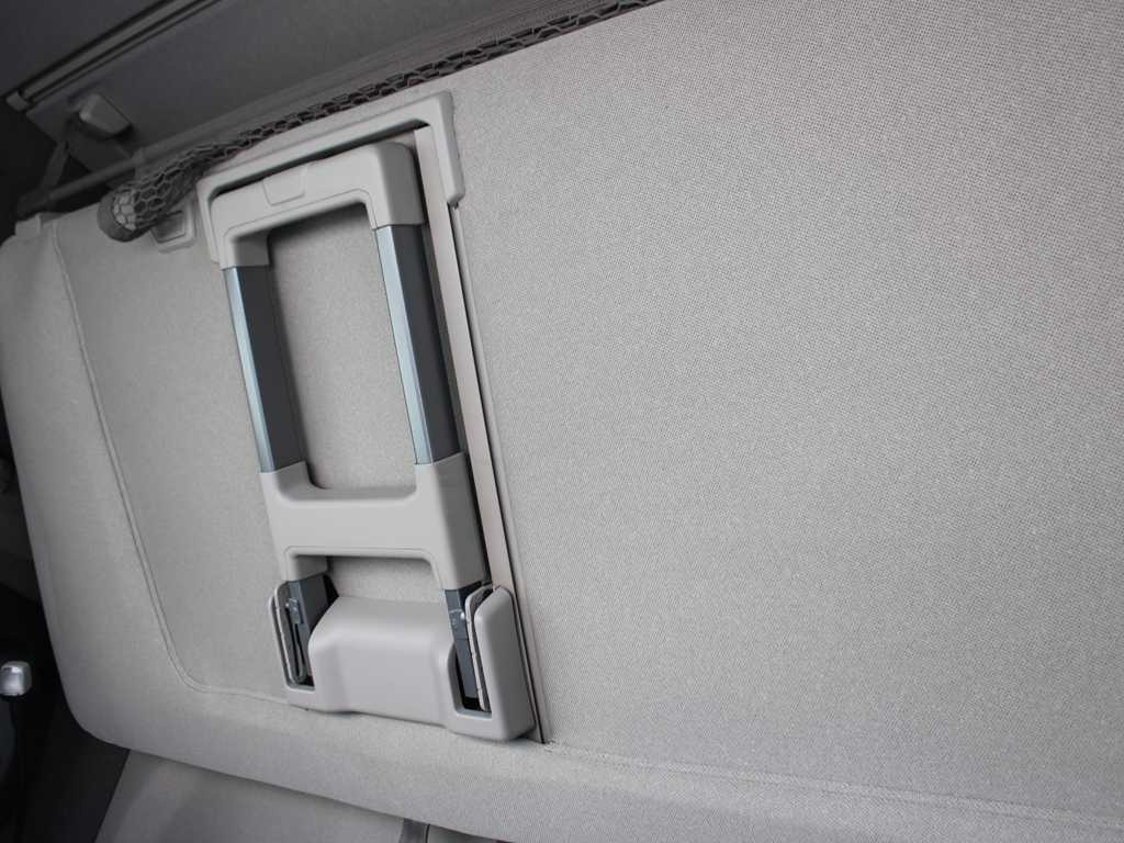 Tractor Scania R 450, LOWDECK, EURO 6, RETARDER, NAVIGATION: foto 16 Tractor Scania R 450, LOWDECK, EURO 6, RETARDER, NAVIGATION: foto 16