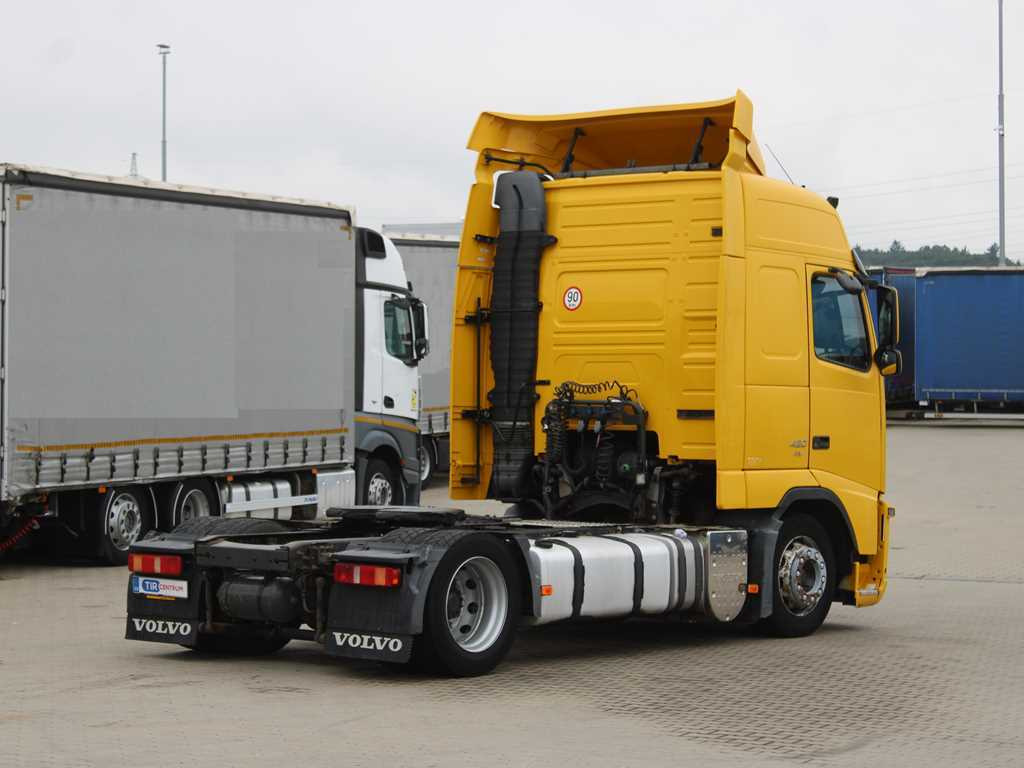 Volvo FH 420, EURO 5 EEV, LOWDECK, AIR SUSPENSION, VEB + - Tractor: foto 4 Volvo FH 420, EURO 5 EEV, LOWDECK, AIR SUSPENSION, VEB + - Tractor: foto 4