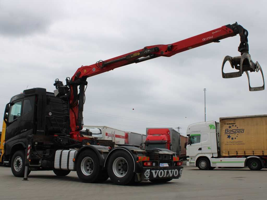 Volvo FH 540, 6X4, VEB+, Crane EPSILON Q170Z96 - Camião de transporte de madeira, Camião grua: foto 4 Volvo FH 540, 6X4, VEB+, Crane EPSILON Q170Z96 - Camião de transporte de madeira, Camião grua: foto 4