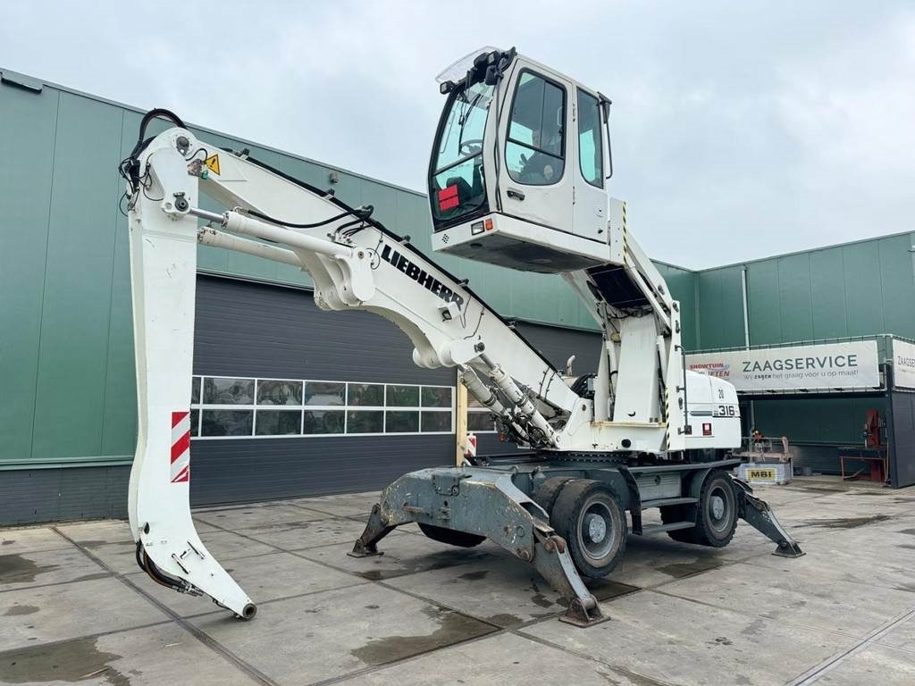 Liebherr A 316 - Manipulador de material: foto 2 Liebherr A 316 - Manipulador de material: foto 2
