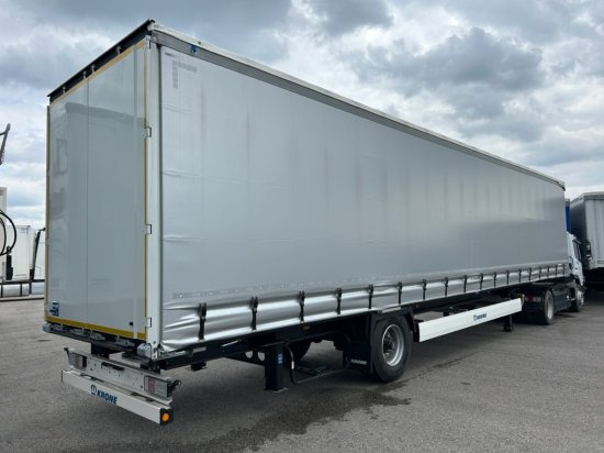 Krone 1-achs Auflieger, Heckabstützung XL Zertifikat, Edscha-Verdeck, - Semi-reboque de lona: foto 4 Krone 1-achs Auflieger, Heckabstützung XL Zertifikat, Edscha-Verdeck, - Semi-reboque de lona: foto 4