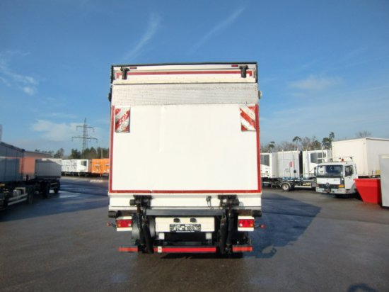 Krone SZ/K Carrier Maxima 1300 1-achsauflieger mit Hebebühne - Semi-reboque isotérmico: foto 5 Krone SZ/K Carrier Maxima 1300 1-achsauflieger mit Hebebühne - Semi-reboque isotérmico: foto 5