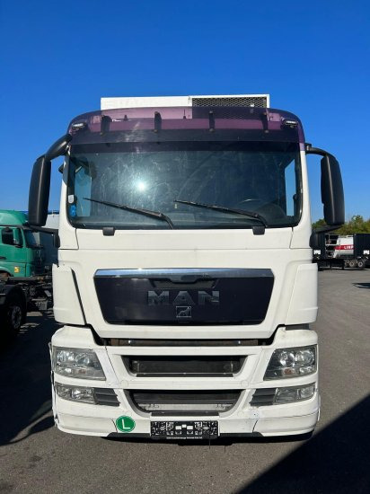 MAN TGS 26.360 6x2 LL, Tiefkühlkoffer Intarder, Liftachse ohne Anhänger - Camião frigorífico: foto 2 MAN TGS 26.360 6x2 LL, Tiefkühlkoffer Intarder, Liftachse ohne Anhänger - Camião frigorífico: foto 2