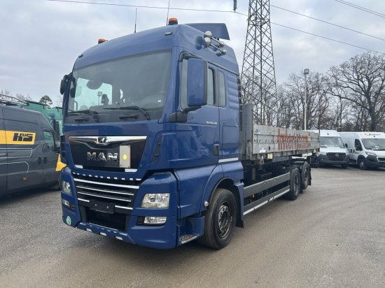 MAN TGX 26.470 XXL, 6x2, Liftachse, EURO6, Intarder OHNE CONTAINER, Produktion 2020 - Camião transportador de contêineres/ Caixa móvel: foto 1 MAN TGX 26.470 XXL, 6x2, Liftachse, EURO6, Intarder OHNE CONTAINER, Produktion 2020 - Camião transportador de contêineres/ Caixa móvel: foto 1