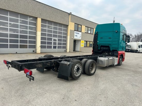MAN TGX 26.500 XXL, 6x2, Jumbo, Liftachse, Intarder, Euro6, Full-Air - Camião chassi: foto 4 MAN TGX 26.500 XXL, 6x2, Jumbo, Liftachse, Intarder, Euro6, Full-Air - Camião chassi: foto 4