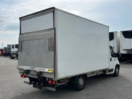 Peugeot Boxer, Koffer mit Hebebühne/LBW - Carrinha de contentor: foto 5 Peugeot Boxer, Koffer mit Hebebühne/LBW - Carrinha de contentor: foto 5