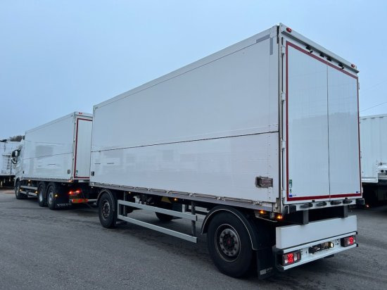 Volvo FH 500 6x2 Getränkekomplettzug, Orten Getränkeaufbau - Camião transporte de bebidas: foto 5 Volvo FH 500 6x2 Getränkekomplettzug, Orten Getränkeaufbau - Camião transporte de bebidas: foto 5