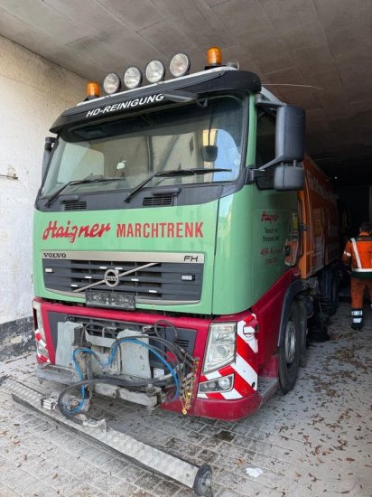 Volvo Roto Hochdruck Kehrmaschine 300 Bar, Beam A/S ,Voll Funktionstüchtig - Varredora urbana: foto 2 Volvo Roto Hochdruck Kehrmaschine 300 Bar, Beam A/S ,Voll Funktionstüchtig - Varredora urbana: foto 2