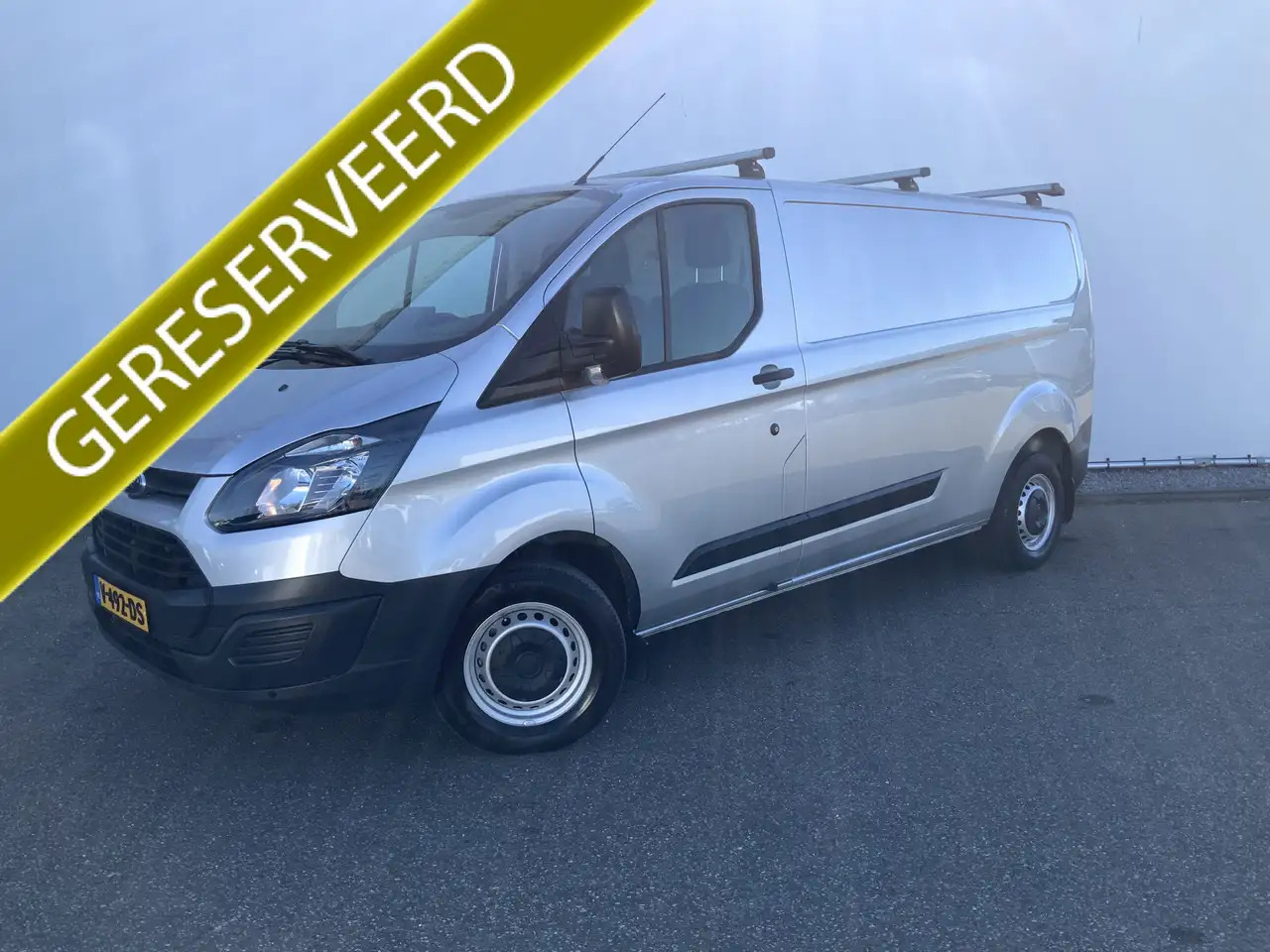 Ford Transit Custom 290 2.2 TDCI L2H1 Economy Edition Airco 3 Zits Tre - Furgão: foto 1 Ford Transit Custom 290 2.2 TDCI L2H1 Economy Edition Airco 3 Zits Tre - Furgão: foto 1