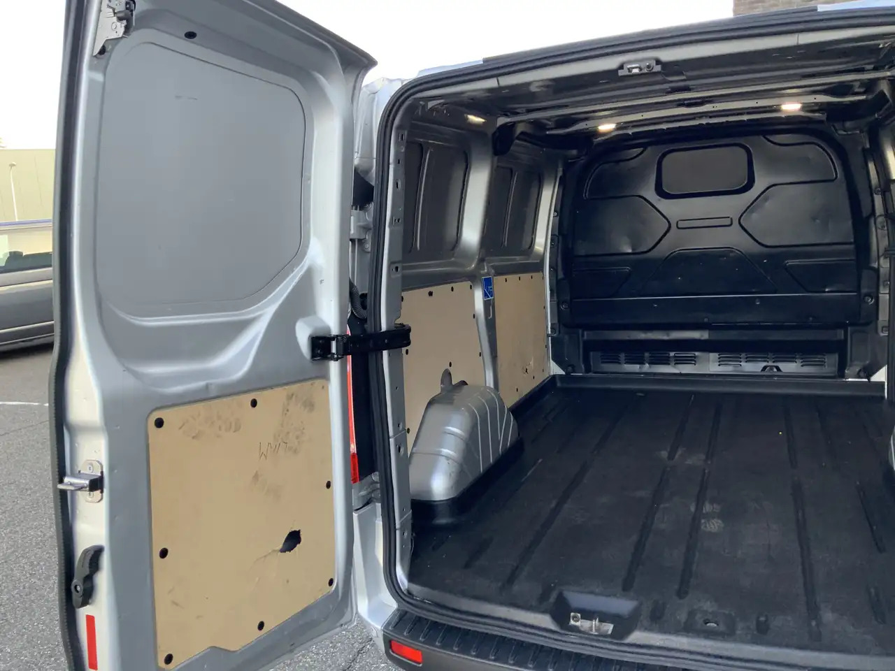 Furgão Ford Transit Custom 300 2.0 TDCI L1H1 Limited Airco Cruise Camera 3 Zi: foto 8