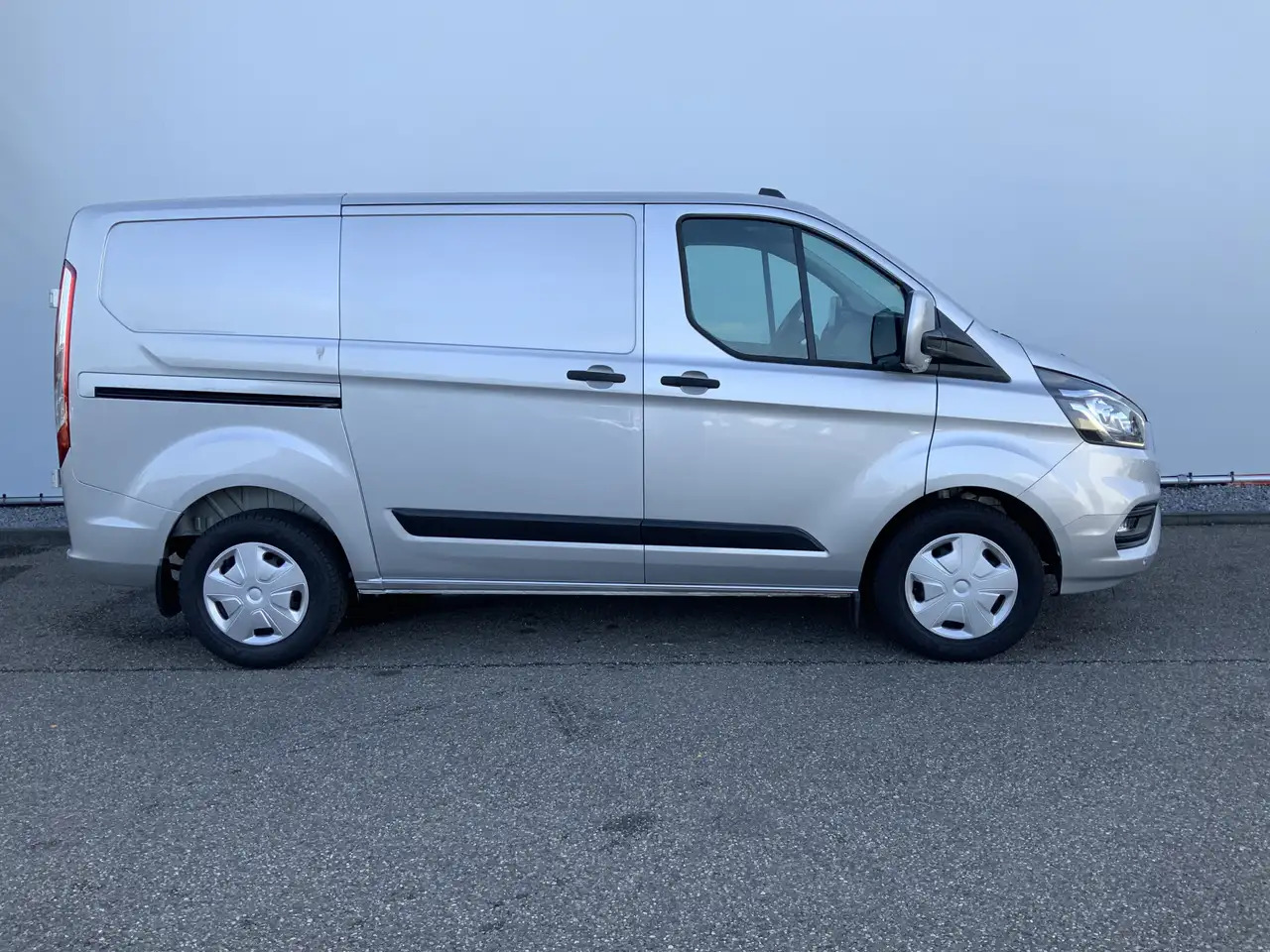 Furgão Ford Transit Custom 300 2.0 TDCI L1H1 Limited Airco Cruise Camera 3 Zi: foto 21