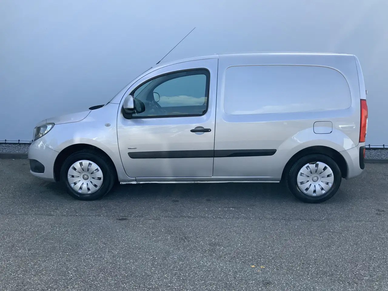 Mercedes-Benz Citan 109 CDI BlueEFFICIENCY Airco Cruise Euro 5 - Furgão compacto: foto 3 Mercedes-Benz Citan 109 CDI BlueEFFICIENCY Airco Cruise Euro 5 - Furgão compacto: foto 3