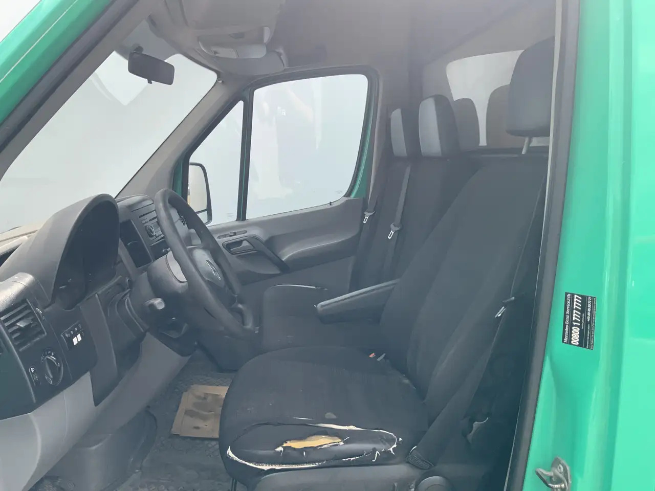 Mercedes-Benz Sprinter 311 2.2 CDI 325 H2 L1 Zits 3 Trekhaak 2800 kg & Op - Furgão compacto: foto 4 Mercedes-Benz Sprinter 311 2.2 CDI 325 H2 L1 Zits 3 Trekhaak 2800 kg & Op - Furgão compacto: foto 4