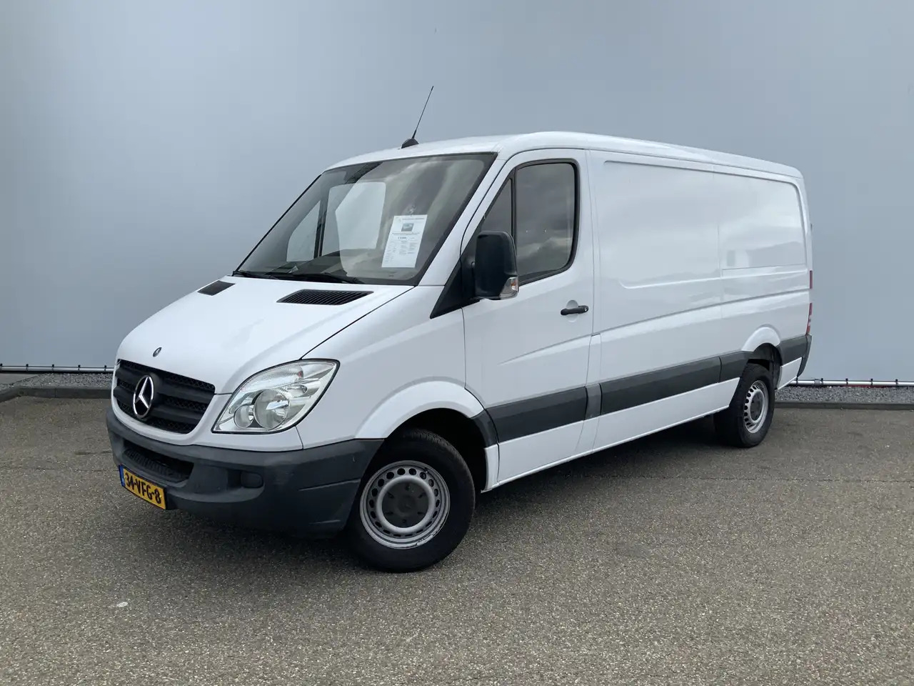 Mercedes-Benz Sprinter 311 2.2 CDI 366 L2 H1 Automaat Trekhaak 2800 kg 3 - Furgão: foto 1 Mercedes-Benz Sprinter 311 2.2 CDI 366 L2 H1 Automaat Trekhaak 2800 kg 3 - Furgão: foto 1