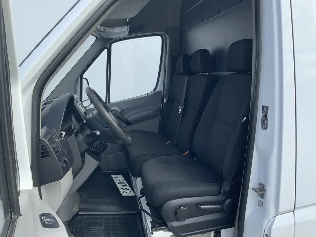 Mercedes-Benz Sprinter 313 2.2 CDI 325 L1 H2 Airco Cruise 3 Zits Trekhaak - Furgão: foto 4 Mercedes-Benz Sprinter 313 2.2 CDI 325 L1 H2 Airco Cruise 3 Zits Trekhaak - Furgão: foto 4