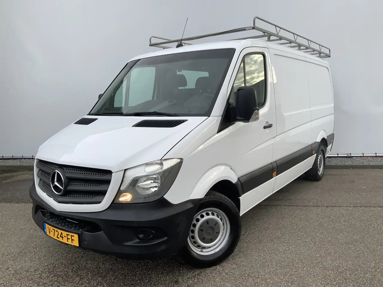 Mercedes-Benz Sprinter 314 2.2 CDI Automaat L2H2 Airco Cruise 3 Zits Trek - Furgão: foto 1 Mercedes-Benz Sprinter 314 2.2 CDI Automaat L2H2 Airco Cruise 3 Zits Trek - Furgão: foto 1