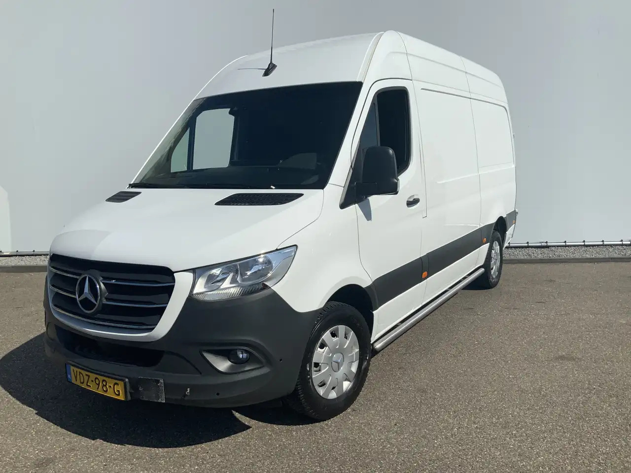 Mercedes-Benz Sprinter 316 2.2 CDI L2H2 DC Automaat Cruise Airco 3 Zits W - Furgão: foto 1 Mercedes-Benz Sprinter 316 2.2 CDI L2H2 DC Automaat Cruise Airco 3 Zits W - Furgão: foto 1