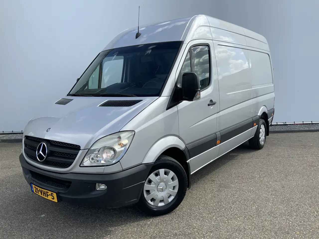 Mercedes-Benz Sprinter 318 3.0 CDI 366 L2 H2 Automaat Airco Cruise Camera - Furgão: foto 1 Mercedes-Benz Sprinter 318 3.0 CDI 366 L2 H2 Automaat Airco Cruise Camera - Furgão: foto 1