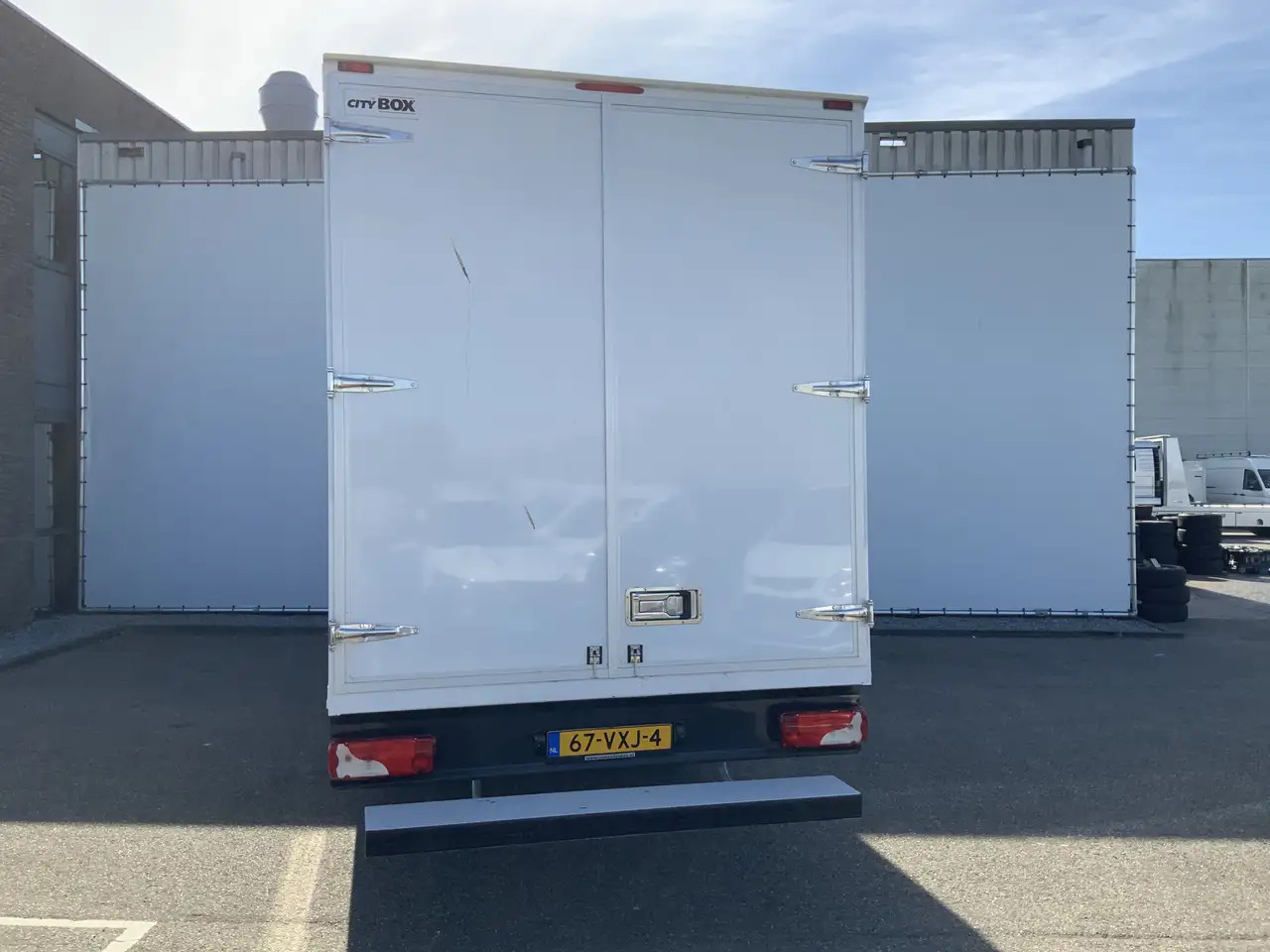 Mercedes-Benz Sprinter 515 2.2 CDI 432 Meubelbak 5,10 MTR.&Deuren Airco 3 - Carrinha de contentor: foto 2 Mercedes-Benz Sprinter 515 2.2 CDI 432 Meubelbak 5,10 MTR.&Deuren Airco 3 - Carrinha de contentor: foto 2