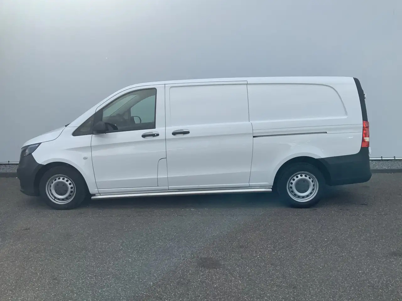 Mercedes-Benz Vito 111 CDI Functional Maxi Airco Cruise Camera Navi D - Furgão: foto 3 Mercedes-Benz Vito 111 CDI Functional Maxi Airco Cruise Camera Navi D - Furgão: foto 3