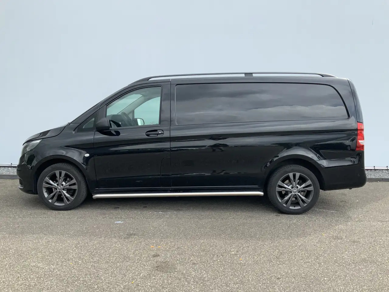 Mercedes-Benz Vito 116 CDI Lang Airco Cruise Camera Navi Side Bar Tre - Furgão compacto: foto 3 Mercedes-Benz Vito 116 CDI Lang Airco Cruise Camera Navi Side Bar Tre - Furgão compacto: foto 3