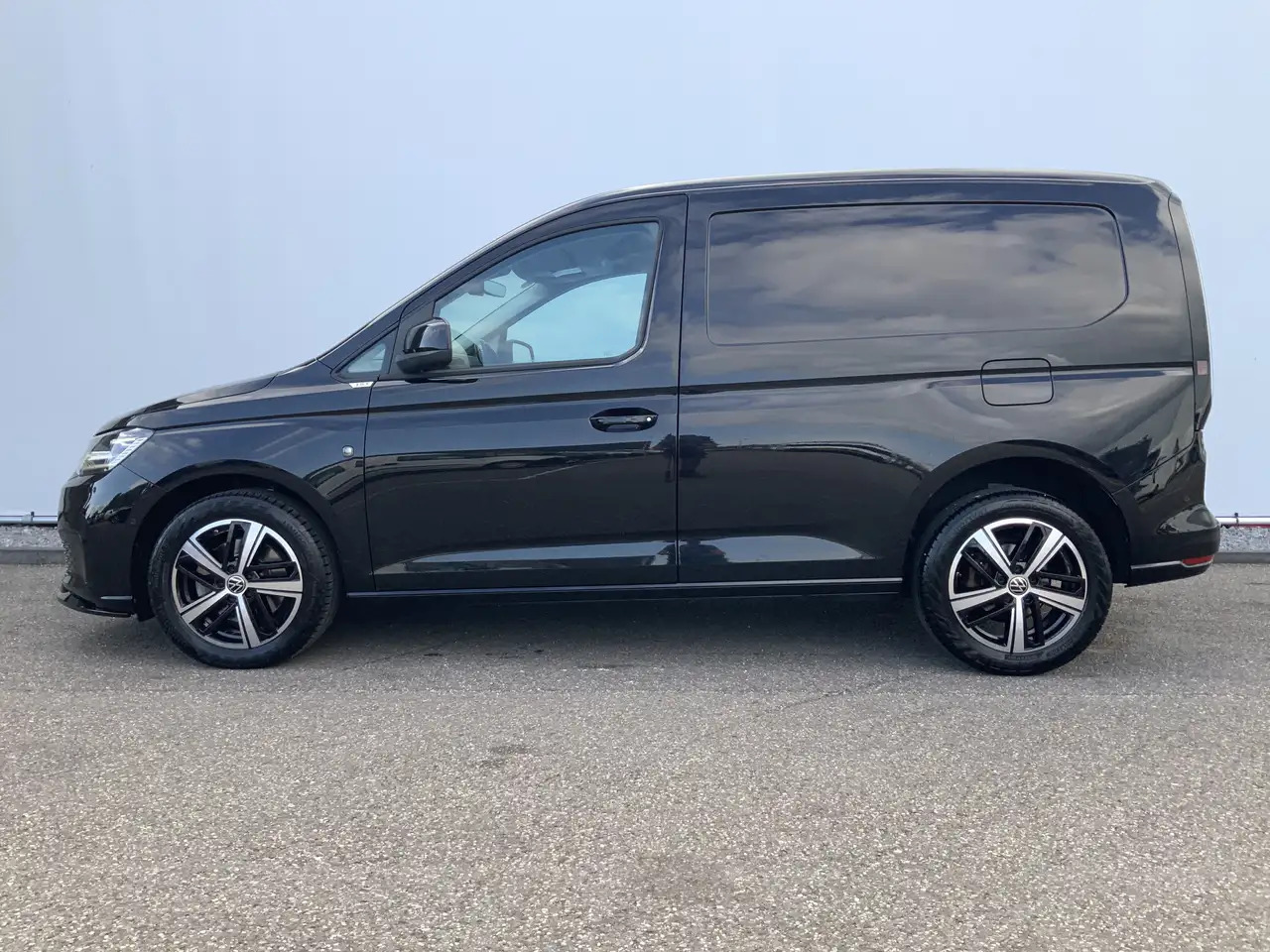 Volkswagen Caddy Cargo 2.0 TDI 1st Edition Automaat Airco Cruise Le - Furgão compacto: foto 3 Volkswagen Caddy Cargo 2.0 TDI 1st Edition Automaat Airco Cruise Le - Furgão compacto: foto 3