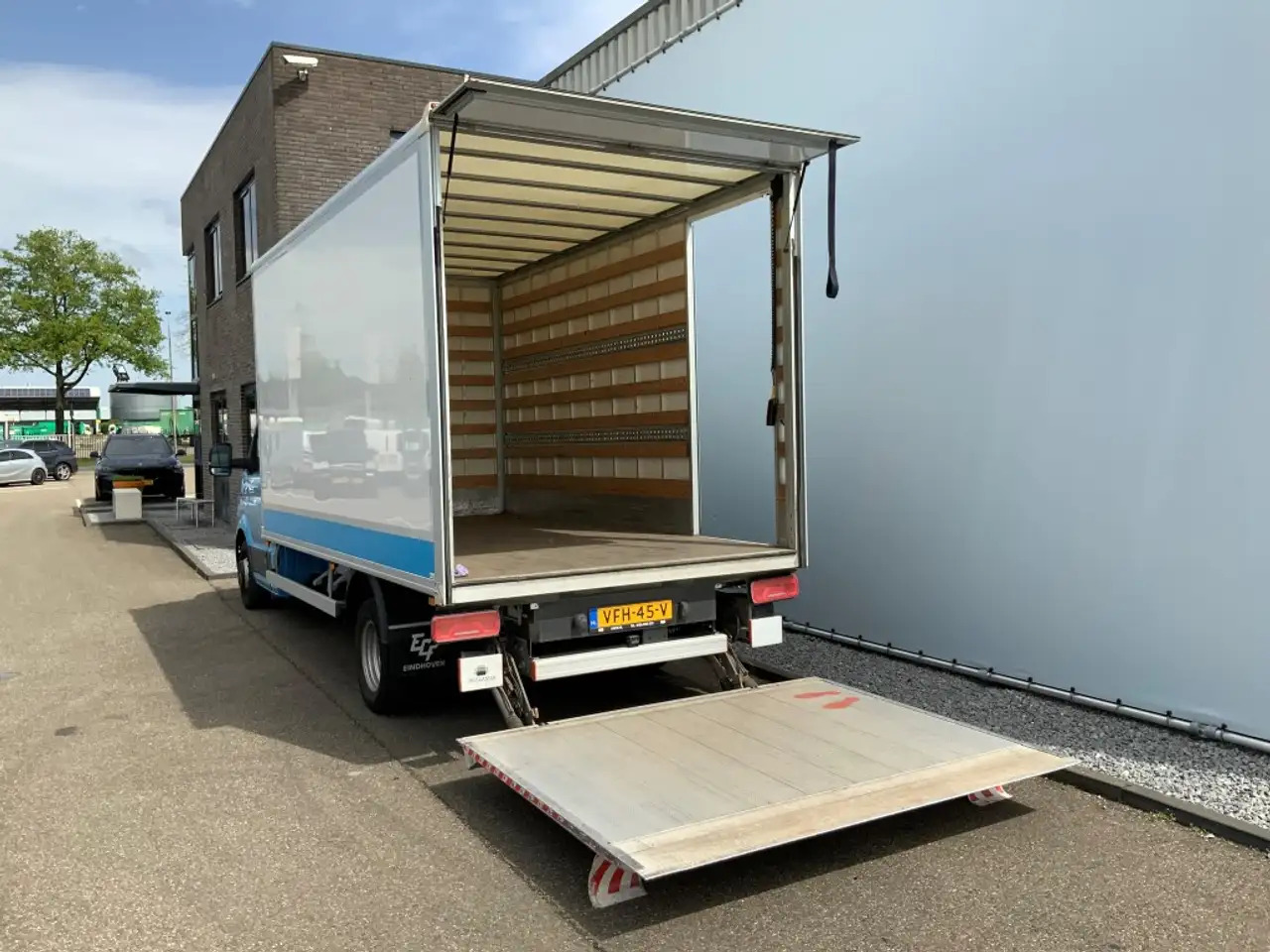 Carrinha de contentor Volkswagen Crafter 35 2.0 TDI L4 Meubelbak & Lift Automaat Airco Crui: foto 17