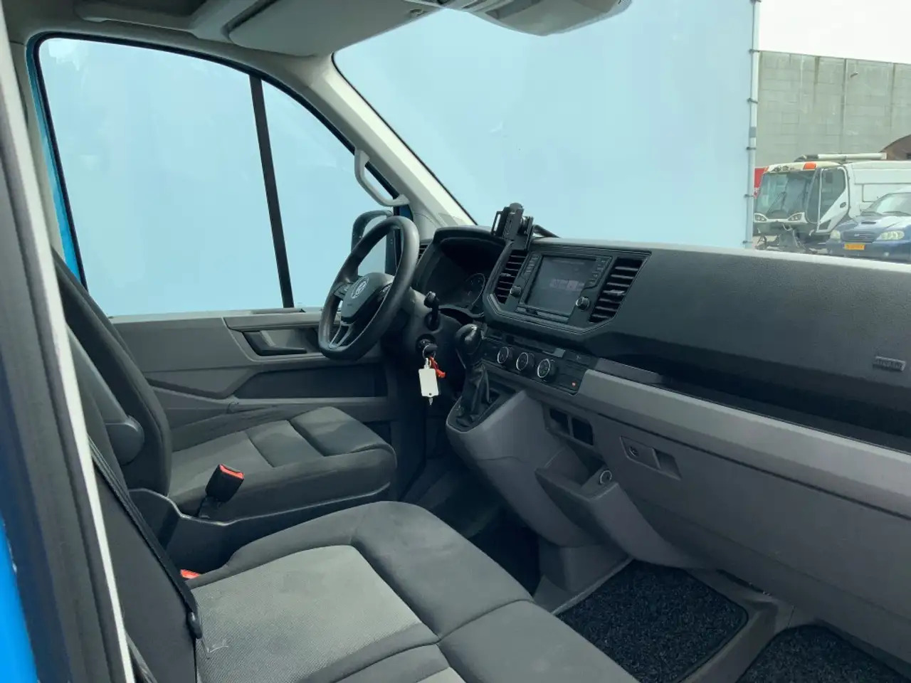 Carrinha de contentor Volkswagen Crafter 35 2.0 TDI L4 Meubelbak & Lift Automaat Airco Crui: foto 8