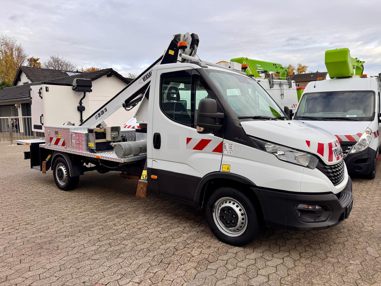 IVECO Daily 35S14 Arbeitsbühne Time France LT 36-130-TB EURO 6D - Plataforma aérea: foto 3 IVECO Daily 35S14 Arbeitsbühne Time France LT 36-130-TB EURO 6D - Plataforma aérea: foto 3