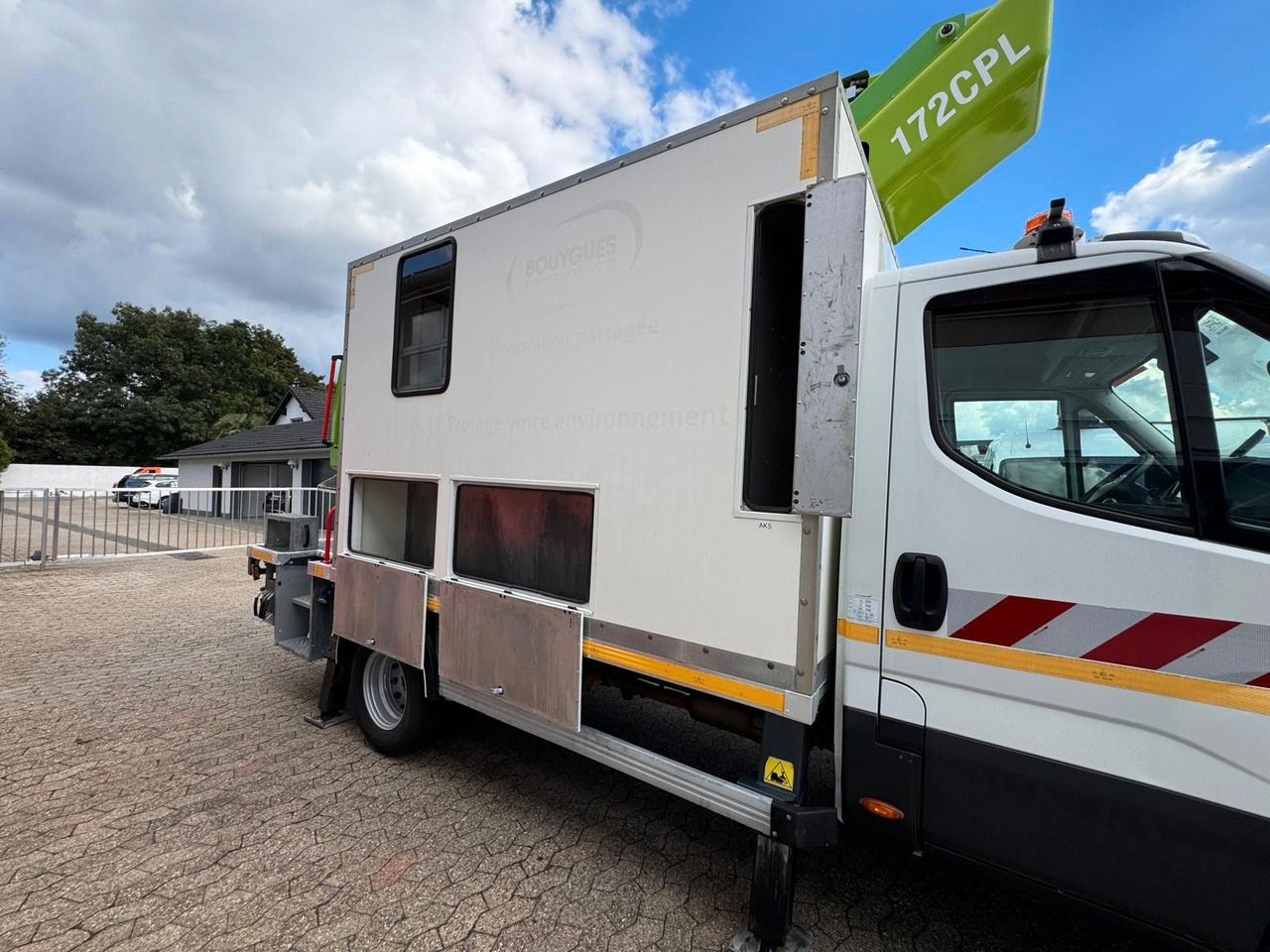 Iveco 70C18 Hubarbeitsbühne France Elevateur 172 CPL - Caminhão com plataforma aérea: foto 4 Iveco 70C18 Hubarbeitsbühne France Elevateur 172 CPL - Caminhão com plataforma aérea: foto 4