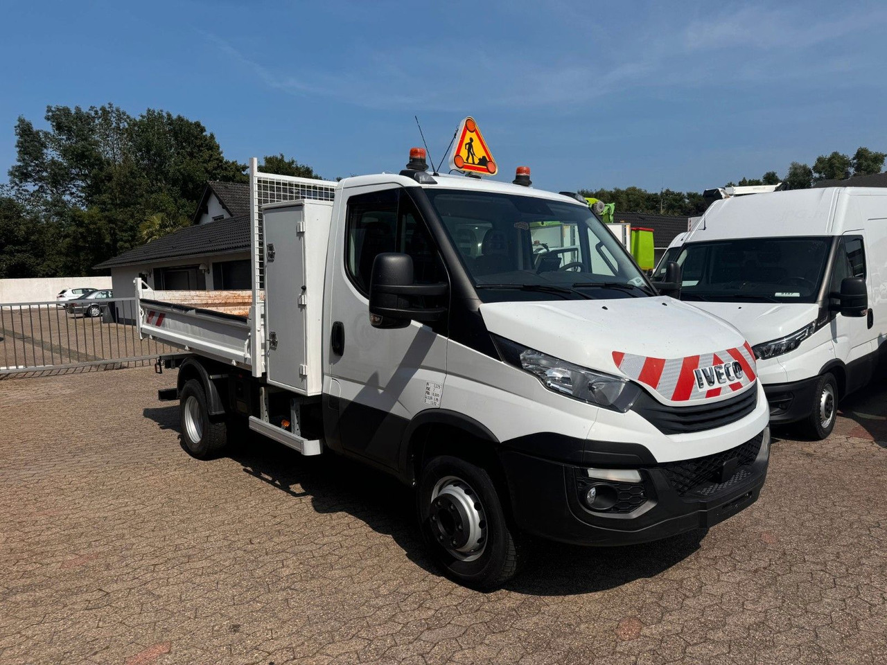 Iveco 70C18 Kipper 3625 kg Nutzlast! Klima EURO 6C - Carrinha basculante: foto 3 Iveco 70C18 Kipper 3625 kg Nutzlast! Klima EURO 6C - Carrinha basculante: foto 3