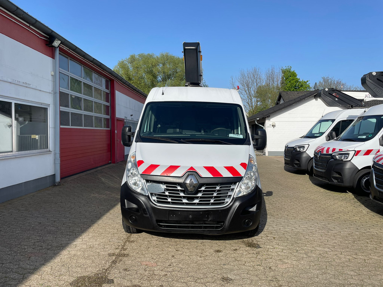 Renault Master Hubarbeitsbühne Time Versalift ETL-32-125 - Caminhão com plataforma aérea: foto 2 Renault Master Hubarbeitsbühne Time Versalift ETL-32-125 - Caminhão com plataforma aérea: foto 2